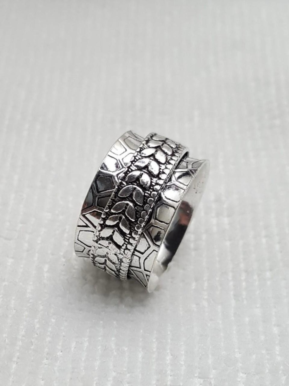 925 Silver Textured Spinner Ring Band